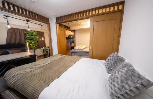 Nishi-Shinjuku Apartment | THE MULTIPLE Shinjuku WEST