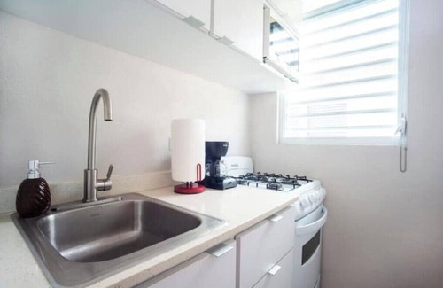 Santurce Apartment | The Mural at San Juan-Enjoy this GEM & tranquil place near the beach w/parking