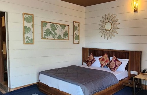 Naina Range Hotel | The Mystic Pines