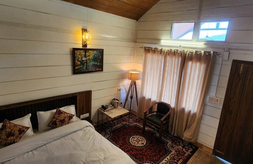 Naina Range Hotel | The Mystic Pines