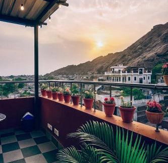Pink City House | the nahargarh stay