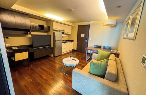 Chong Nonsi Apartment | The Narathiwas Hotel & Residence Sathorn Bangkok