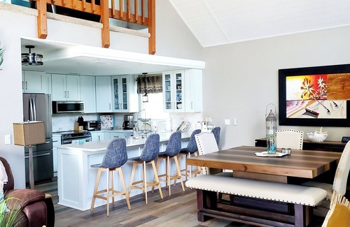 Hudson House | The Nauti Mermaid