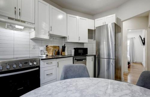 Cote-Des-Neiges—Notre-Dame-De-Grace Apartment | The NDG Charm A 3BR Hidden Gem