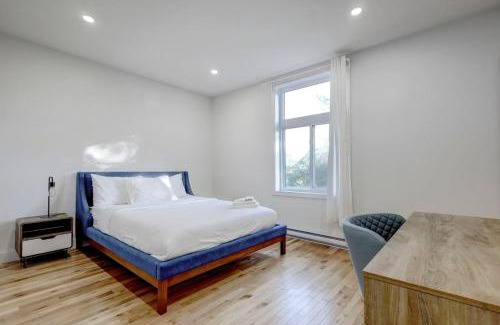 Cote-Des-Neiges—Notre-Dame-De-Grace Apartment | The NDG Charm A 3BR Hidden Gem