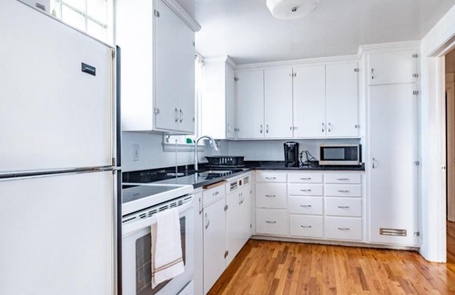 Sheridan Apartment | The Nelson Inn