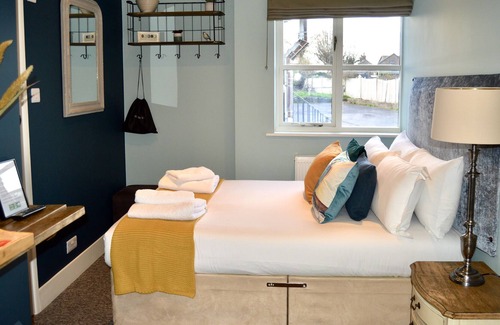 Petersfield Hotel | The Nest Hotel and Restaurant