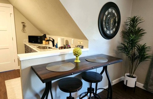 Downtown Dunedin Apartment | The Nest in the Heart of Downtown Dunedin