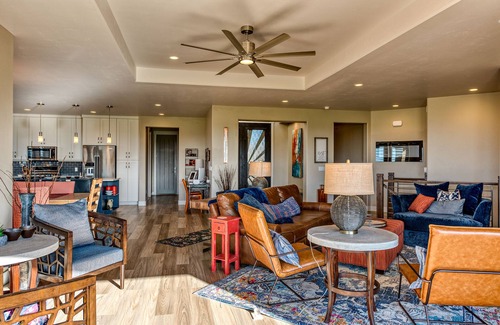 St. George House | The Nest located at The Ledges Golf Club *Private Hot Tub*