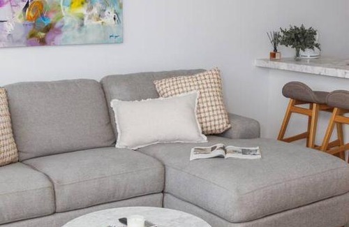 Port Melbourne Apartment | The Nest on Nott - Pure Port Melbourne Bliss