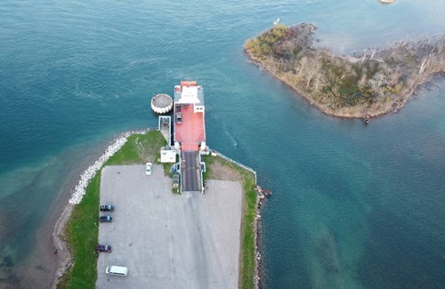 Sugar Island House | "The Nest" Sugar Island Water Front! Fishing and duck hunting!