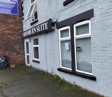 Hardstoft House | THE NEW Accommodation FREE complementary breakfast
