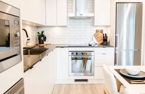 Downtown Kelowna Condo | The New Yorker - Downtown