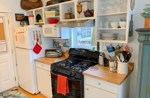 Evanston House | The NICEST place in Evanston for Families 1500Main