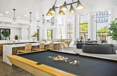 Kierland Condo | The Nines Scottsdale Stylish 1BR Condo w Balcony