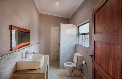 Southern Province Cabin | The Nkhosi Livingstone Lodge and Spa