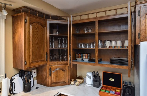 Brockville Apartment | The Noble Suites