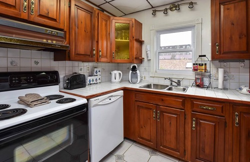 Brockville Apartment | The Noble Suites
