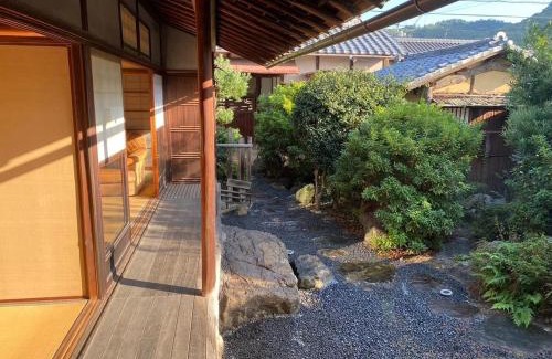 Kamijima-cho Apartment | The Nomad Inn Yugejima