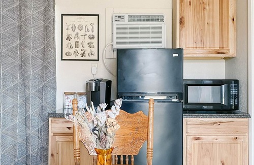 Abilene Apartment | The Nook - Cozy 1/1 Guesthouse Near ACU
