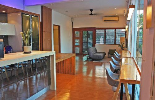 Taman Ipoh House | The Nook Holiday Home Cozy, Stylish, Swimming Pool