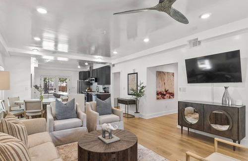 Tuscaloosa Condo | The Norma High-end Condo | Blocks from Stadium | Game Day