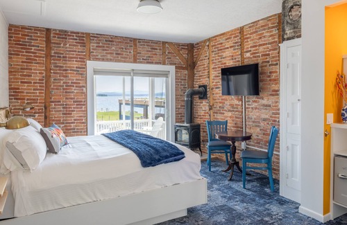 North Hero Bed & Breakfast | The North Hero House Inn & Restaurant