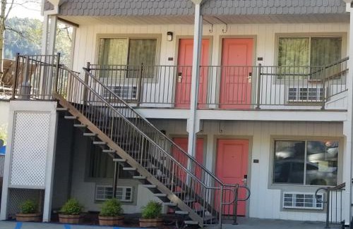 Redway Hotel | The Northern Inn