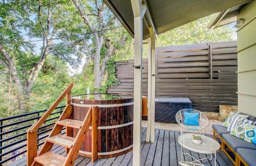 Greater South River City House | The Novel Retreat