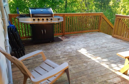 Isaacs Glen Cottage | The Oak Cottage At Shiloh Homes - Fenelon Falls, Ontario