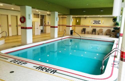 Fallsview Hotel | The Oakes Hotel Overlooking the Falls