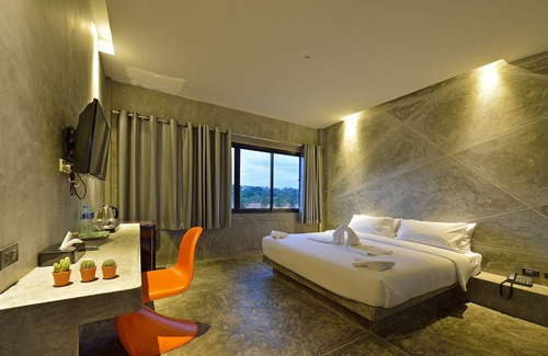 Downtown Krabi Hotel | The Oasis Resort