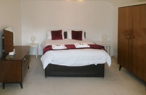 North Bitchburn Cottage | The Old Assembly Rooms is conveniently located for exploring Bishop Auckland and the surrounding are