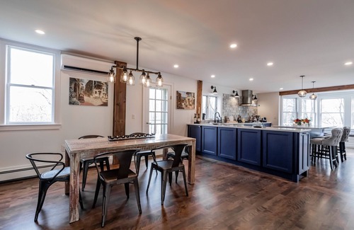 New Gloucester House | The Old Bell Tavern - Luxury in the Countryn3BDR w/AC and fantastic deck!