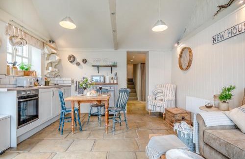 Little Walsingham House | The Old Candle Shop