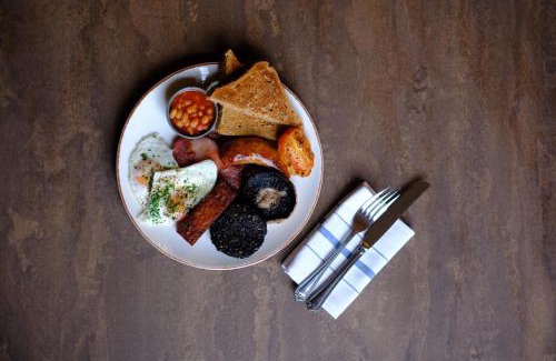 Faringdon Hotel | The Old Crown Coaching Inn