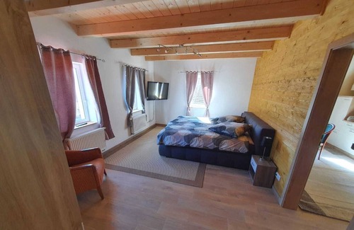 Kirchlauter Apartment | The old farmhouse in the heart of Neubrunn - apartment 3 - 50sqm