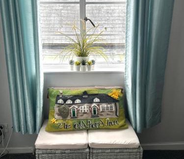 Llanhamlach Bed & Breakfast | The Old Ford inn