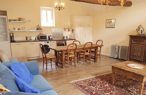 Saumur Cottage | The Old Horse Stables, Chateau de Beaulieu - this gite dates back to 1727.