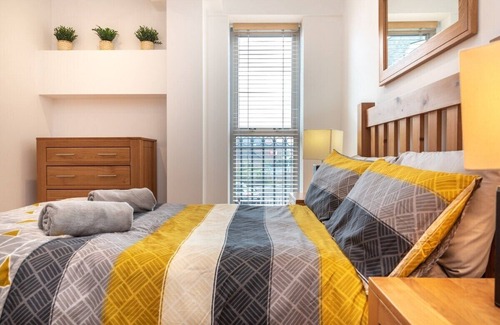 Newbury Apartment | The Old Library Newbury - Double with Juliette Balcony