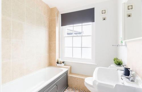 Malvern House | The Old Morgan Period Town House