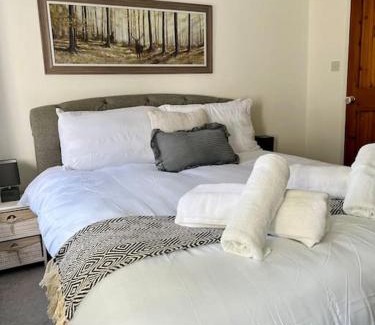 Troutbeck Bridge Apartment | The Old Post Office, Cosy Grade II listed 2 bed apartment Windermere