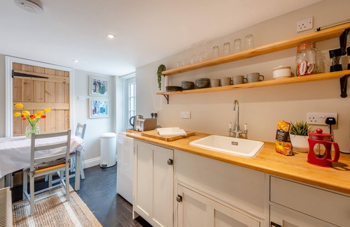 West Ilsley House | The Old Post Office - One Bedroom House, Sleeps 2