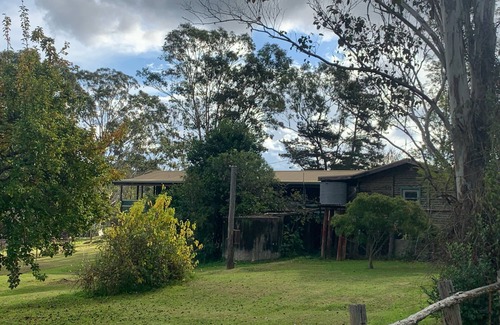 Wollombi House | The Old Pub House Situated 100 Meters From the Historic Wollombi Tavern .n