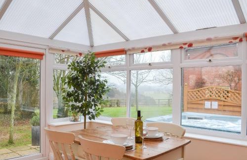 Pauntley House | The Old Winery Cottage