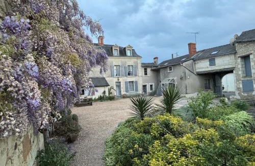 Le Puy-Notre-Dame House | The Old Winery, Loire