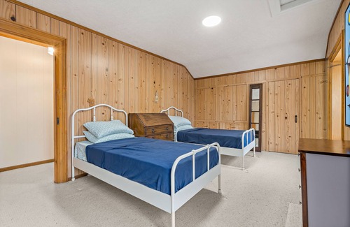 Guelph/Eramosa House | The Olde Stone Manse