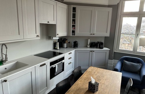 London City Centre Apartment | The One and Only Place to Stay in Central London
