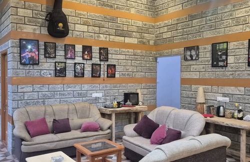 Manali Cabin | The Orchard Retreat VanVaas