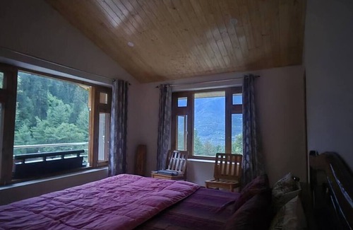 Manali Cabin | The Orchard Retreat VanVaas